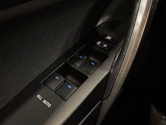 Vehicle Image 24