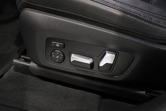 Vehicle Image 29
