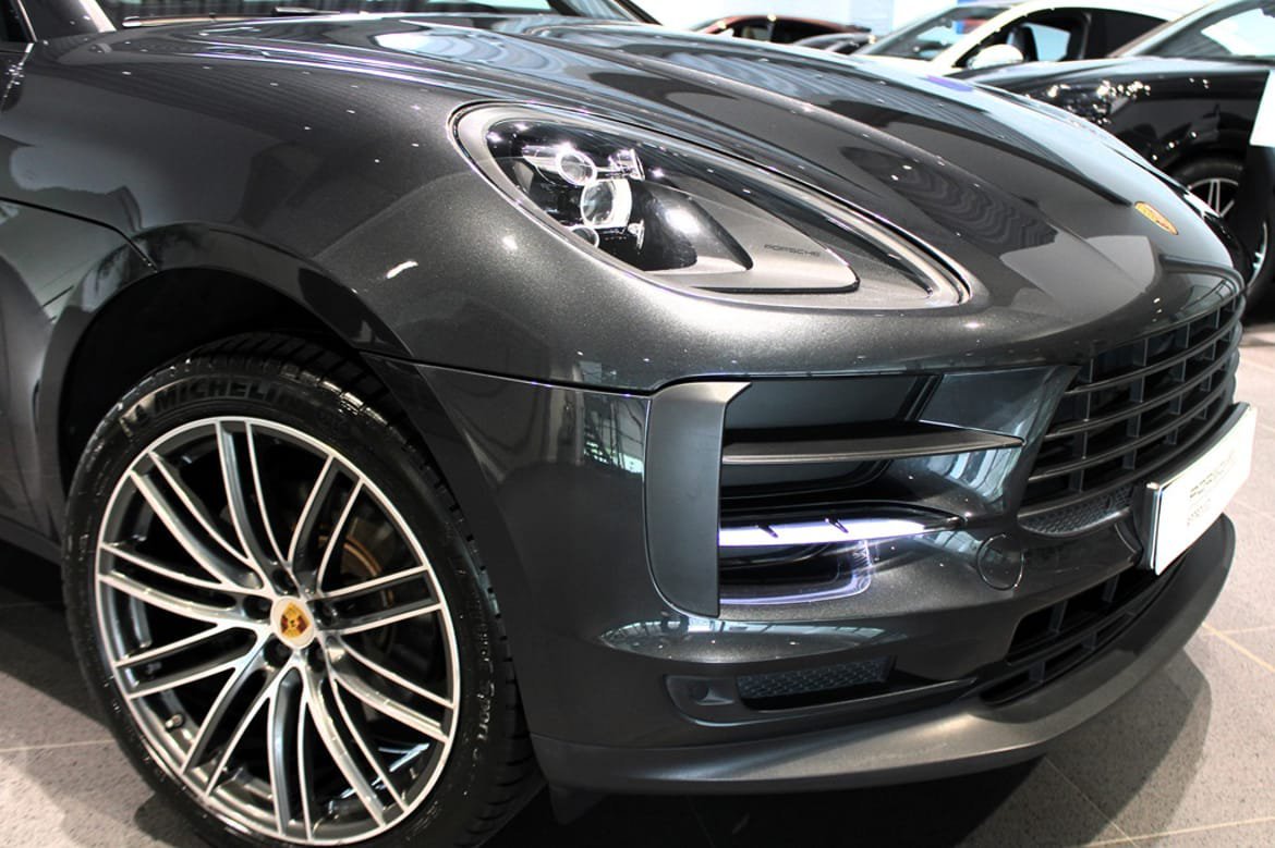 Vehicle Image 8