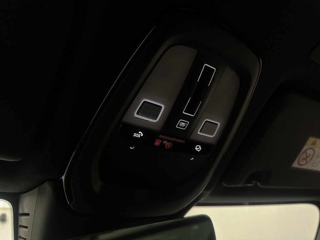 Vehicle Image 34