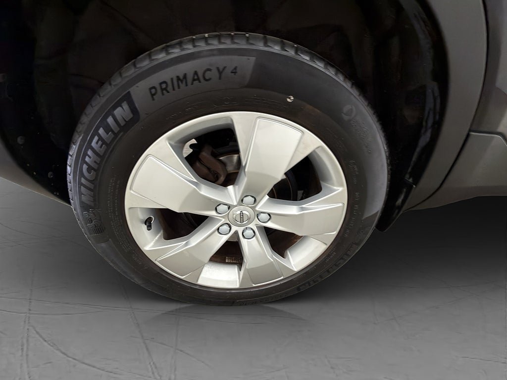 Vehicle Image 37