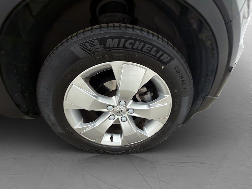 Vehicle Image 38