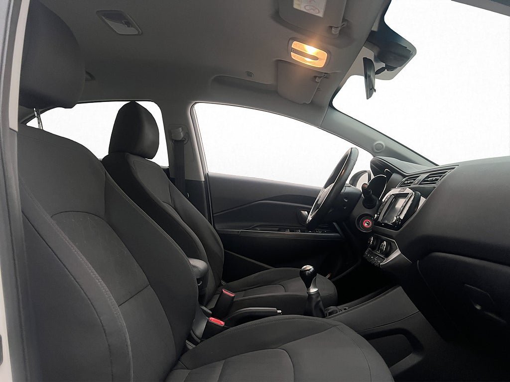Vehicle Image 22