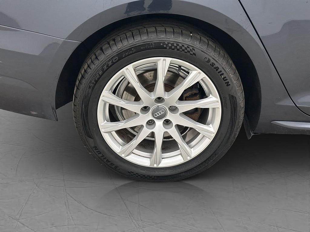 Vehicle Image 31
