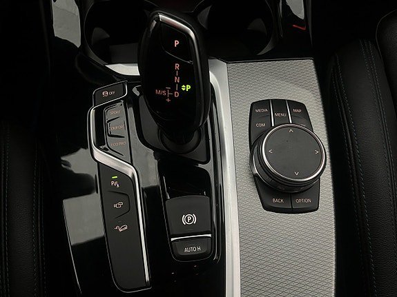 Vehicle Image 29