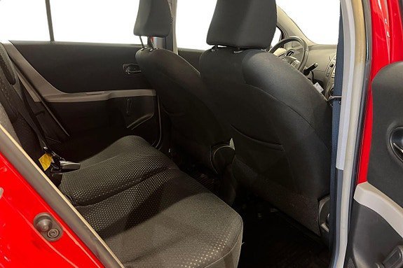 Vehicle Image 21