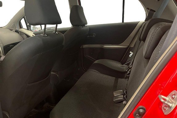 Vehicle Image 22