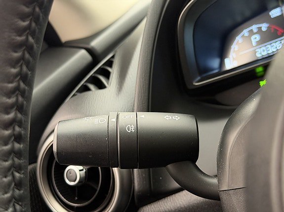 Vehicle Image 22