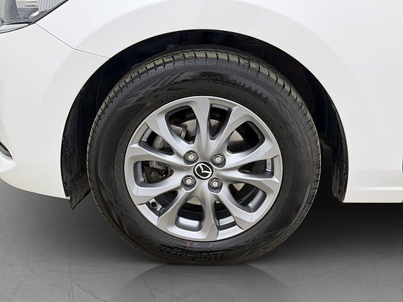Vehicle Image 23