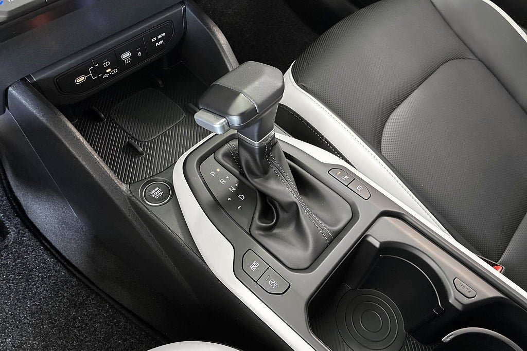 Vehicle Image 11