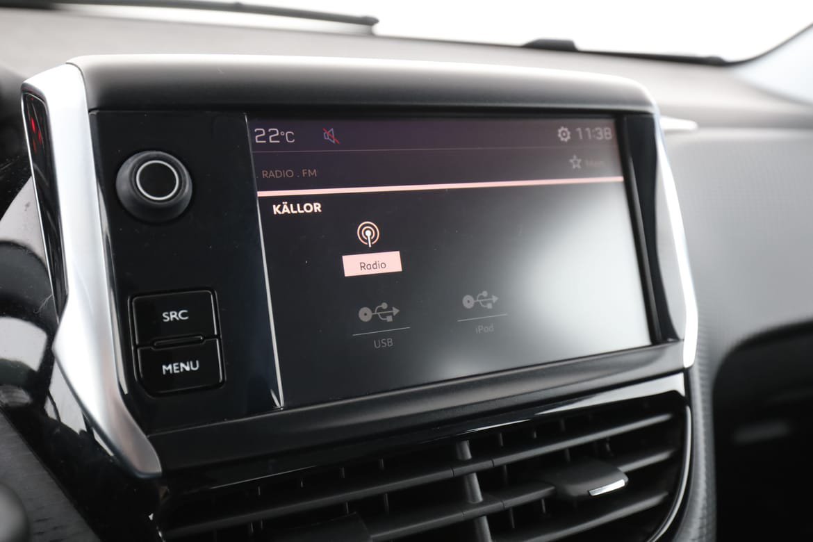 Vehicle Image 21