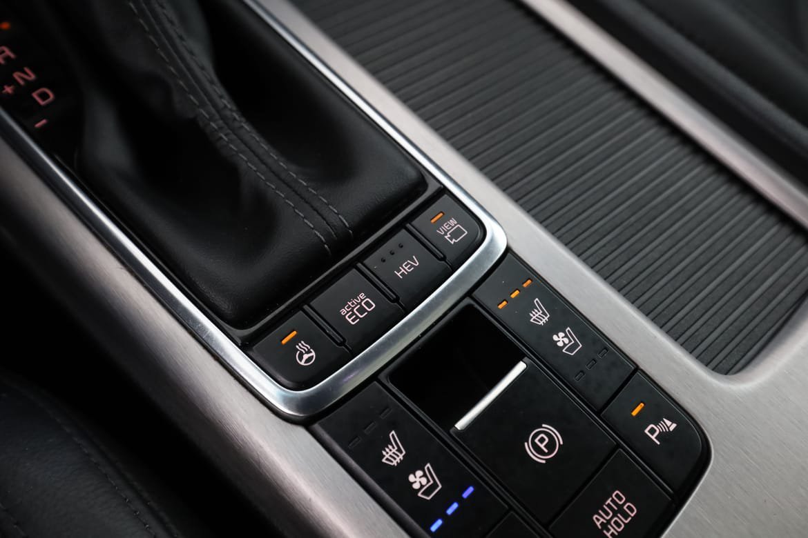 Vehicle Image 30