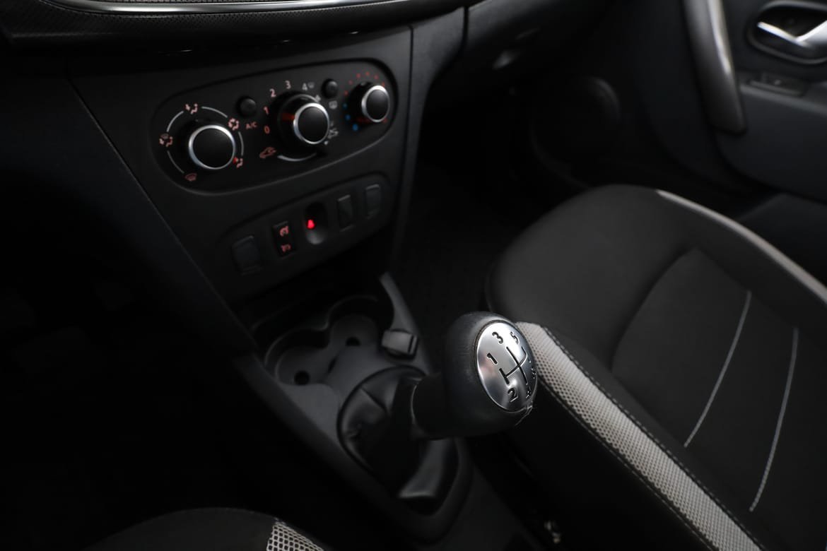 Vehicle Image 23