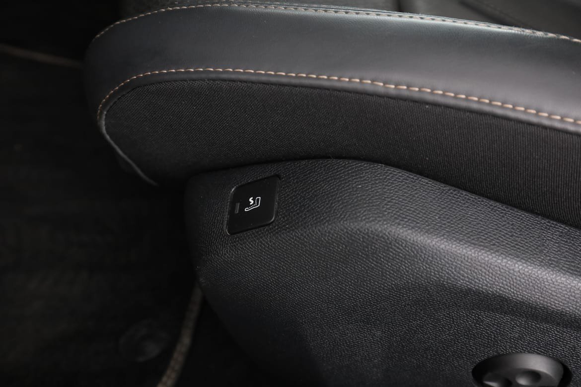 Vehicle Image 42
