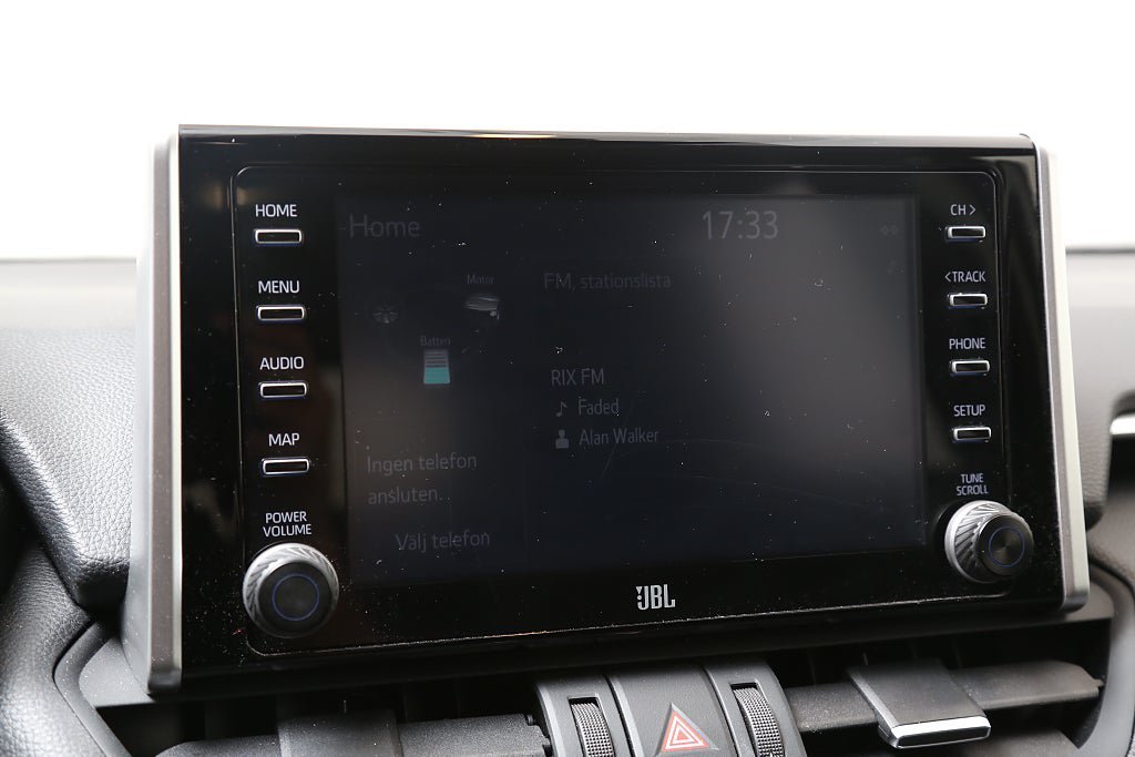 Vehicle Image 21
