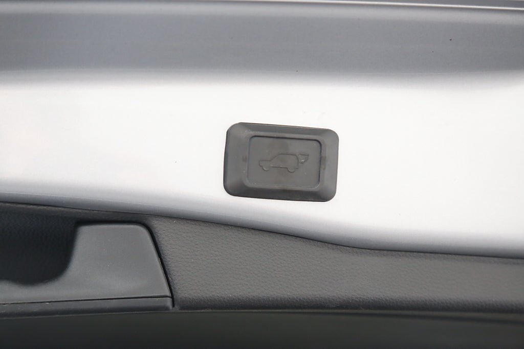 Vehicle Image 28
