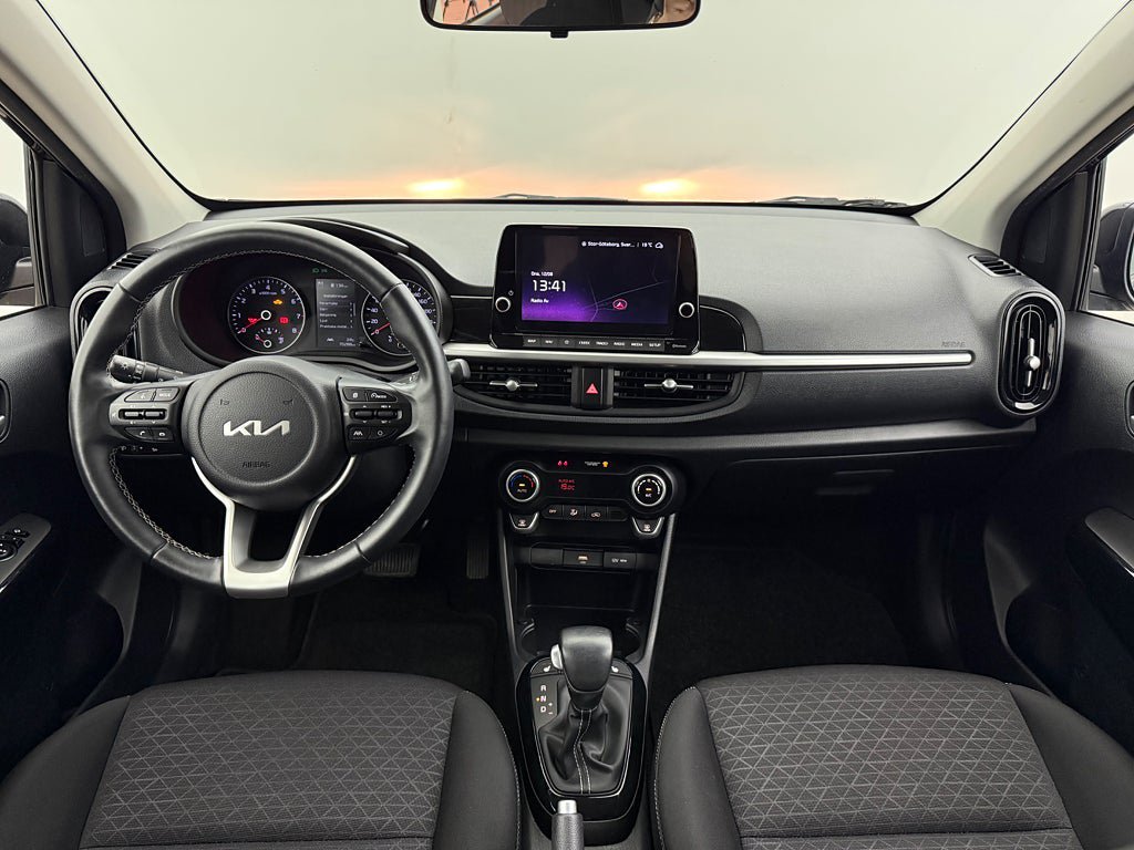 Vehicle Image 15