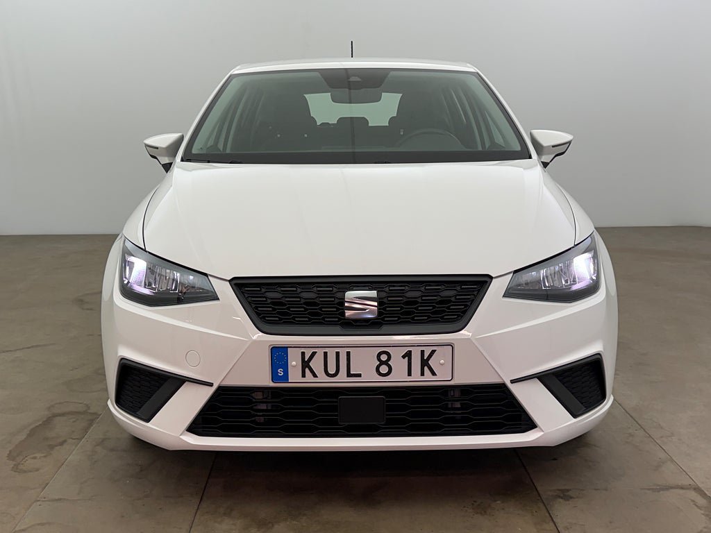 Vehicle Image 9
