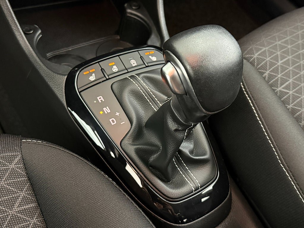 Vehicle Image 19