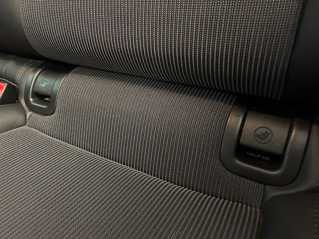 Vehicle Image 17