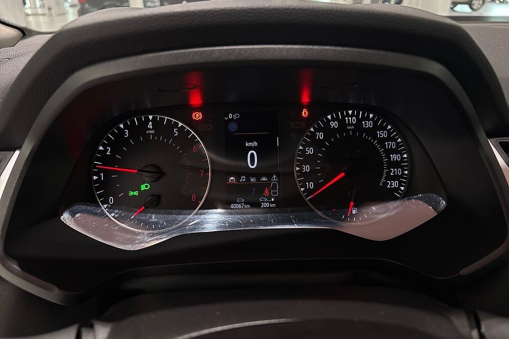 Vehicle Image 32