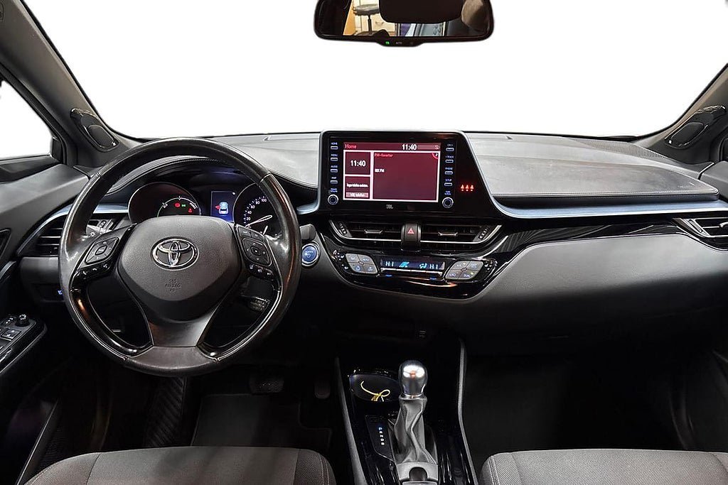 Vehicle Image 9