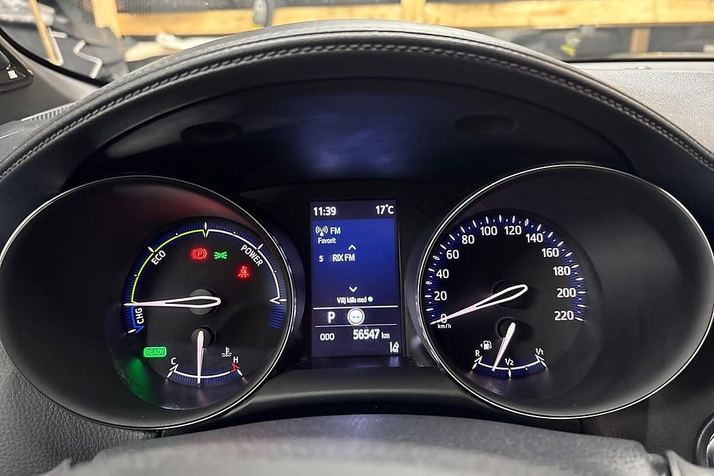 Vehicle Image 15