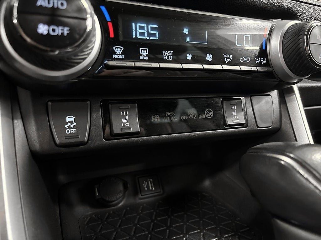 Vehicle Image 20