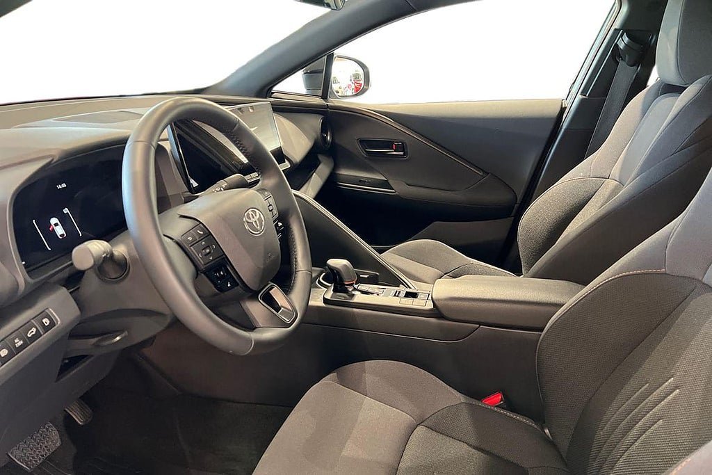 Vehicle Image 14