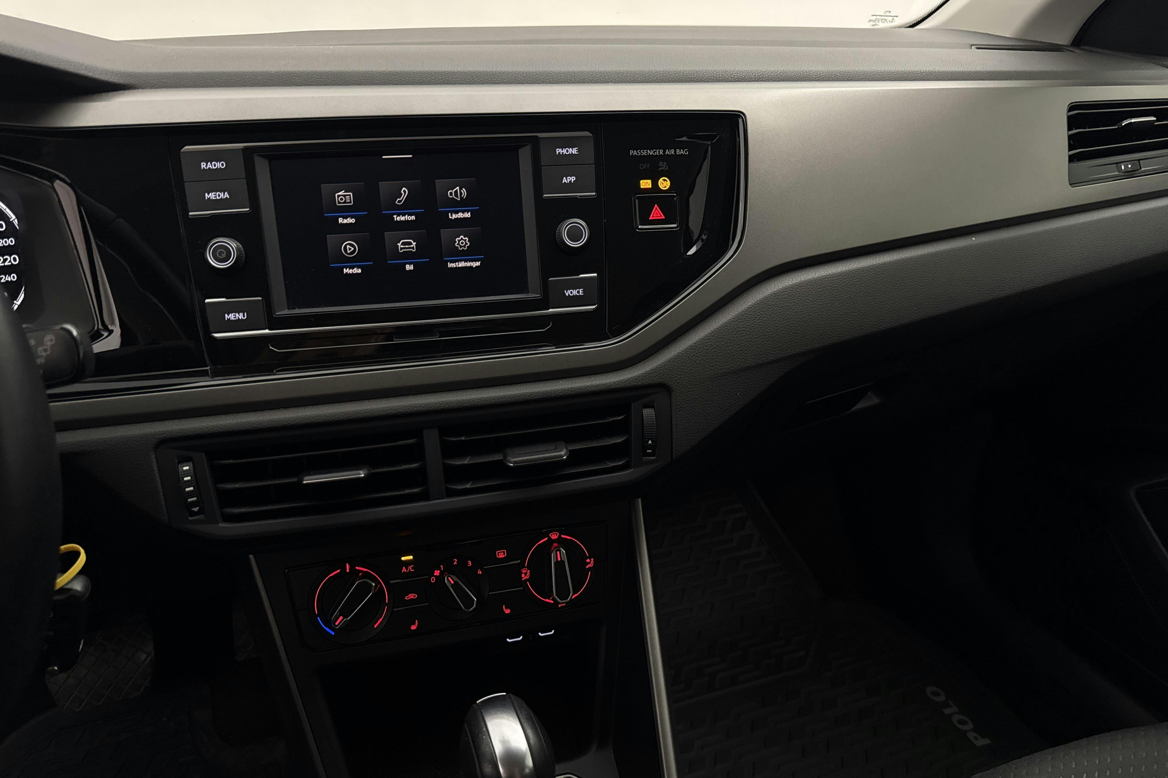 Vehicle Image 13