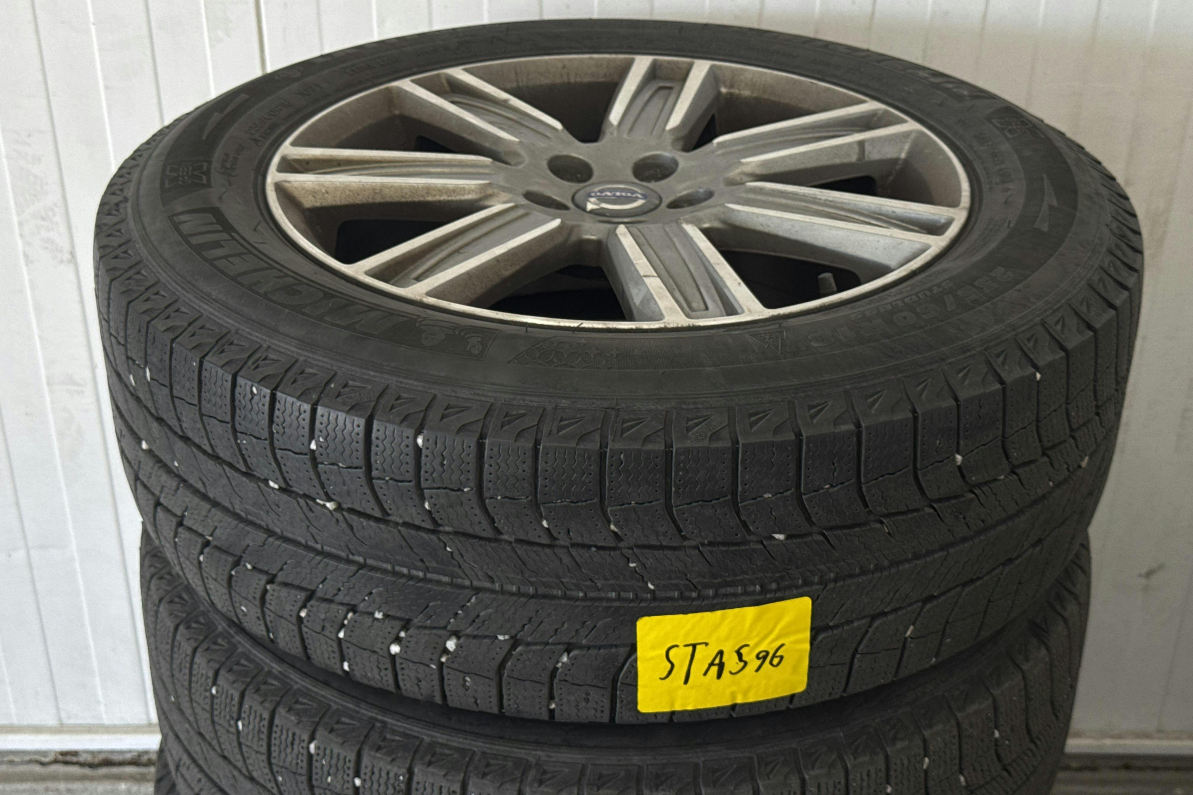 Vehicle Image 19