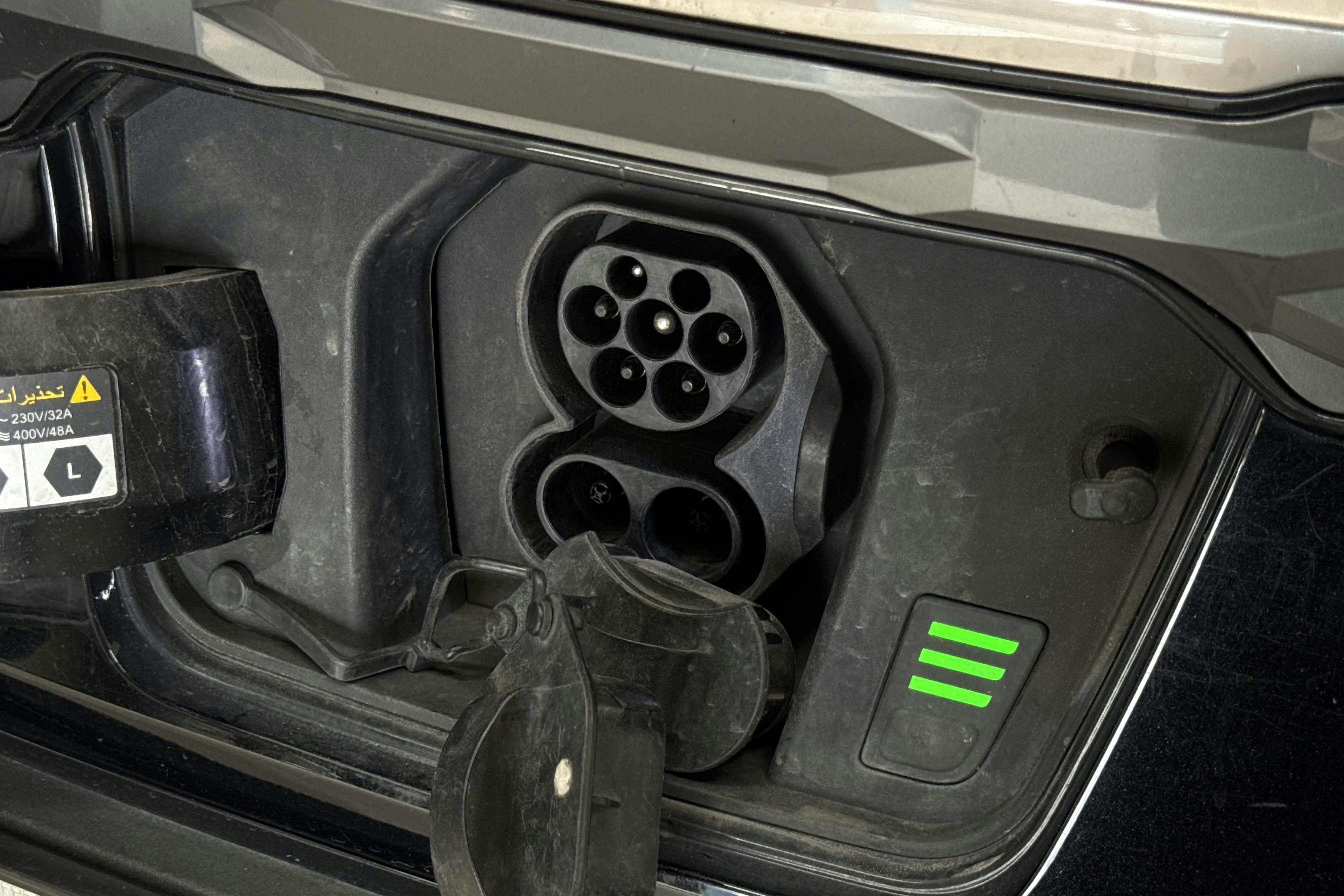 Vehicle Image 17