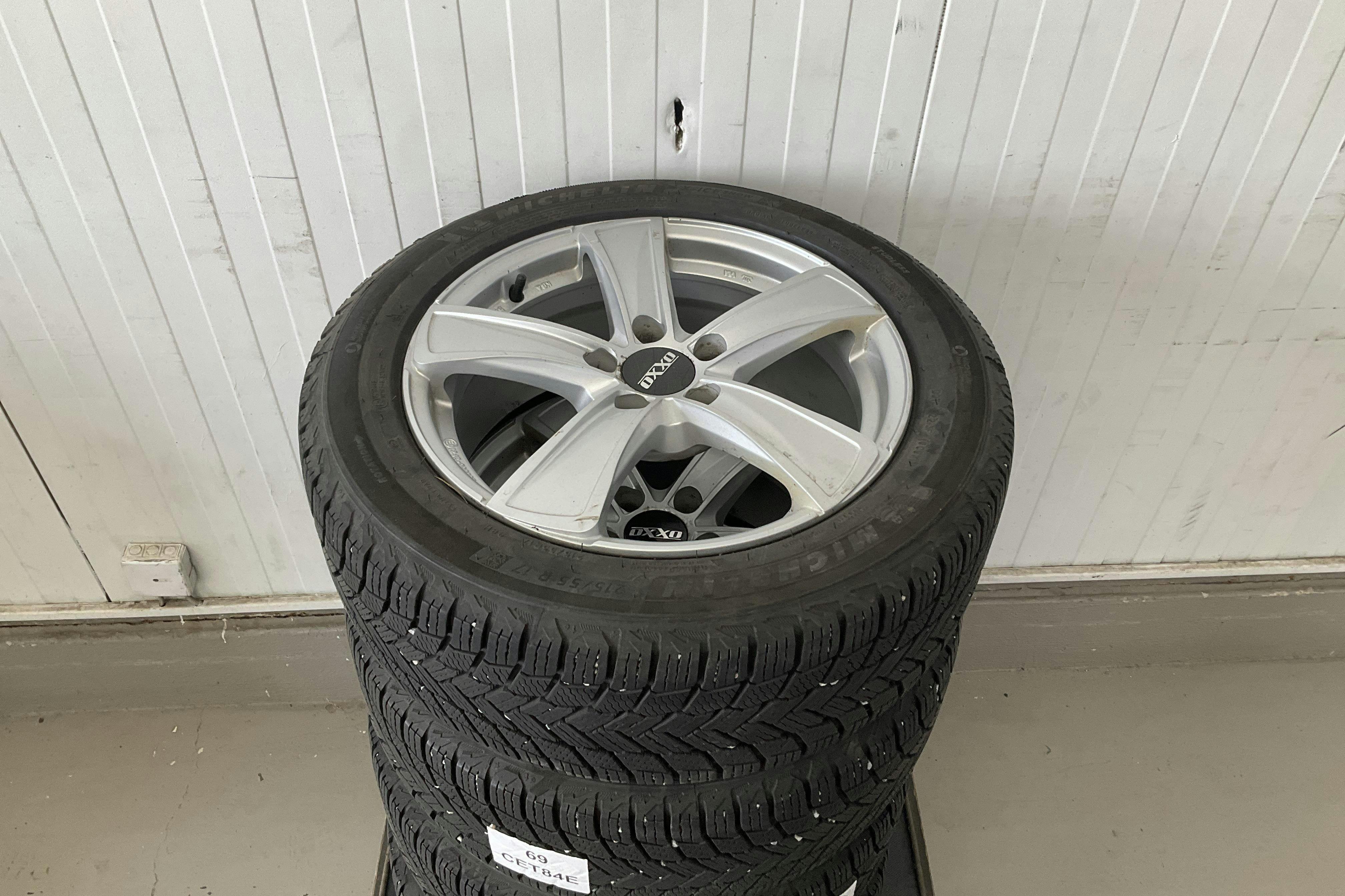 Vehicle Image 18