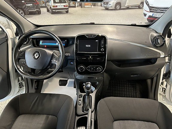 Vehicle Image 17