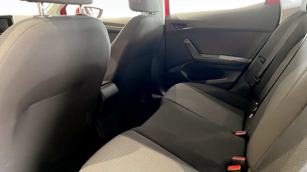 Vehicle Image 12