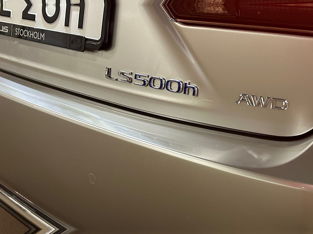 Vehicle Image 33