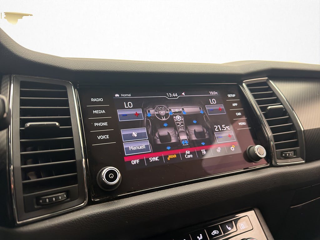 Vehicle Image 19