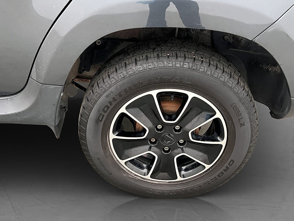 Vehicle Image 22