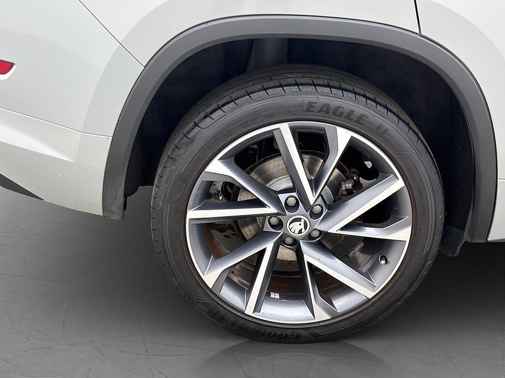 Vehicle Image 30