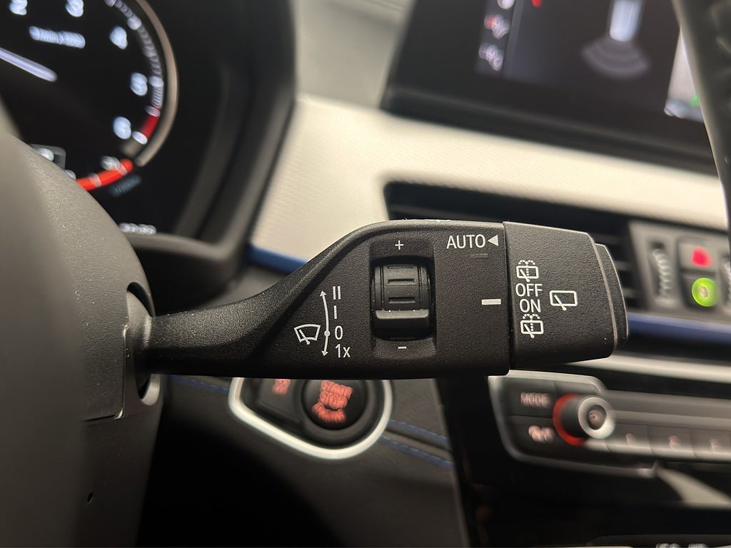 Vehicle Image 27