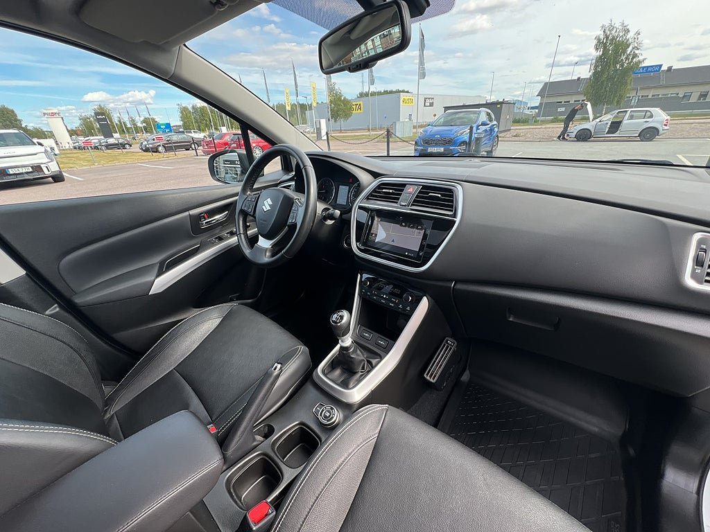 Vehicle Image 18