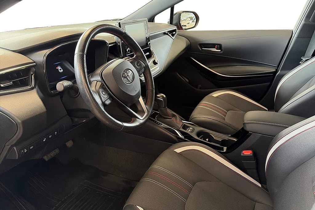 Vehicle Image 11