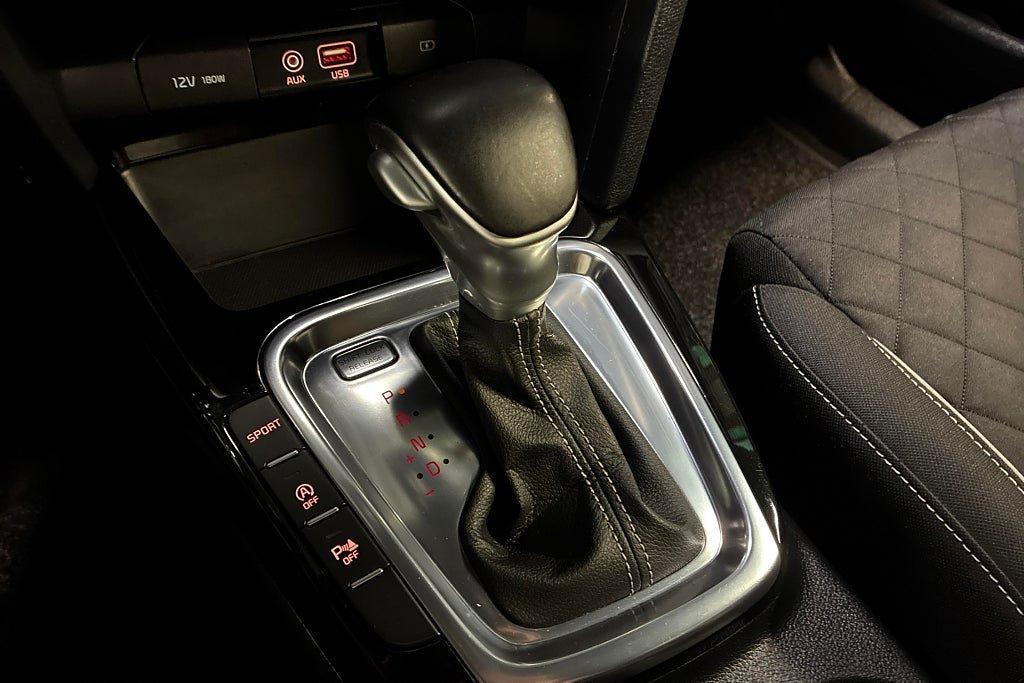 Vehicle Image 22