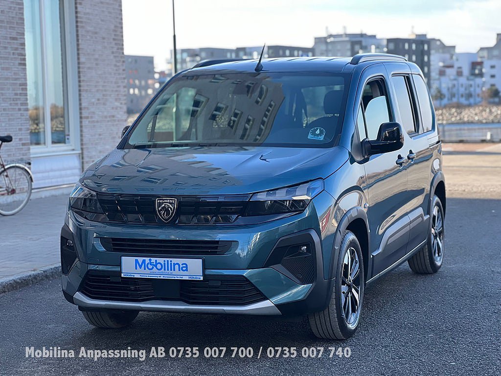 Vehicle Image 26