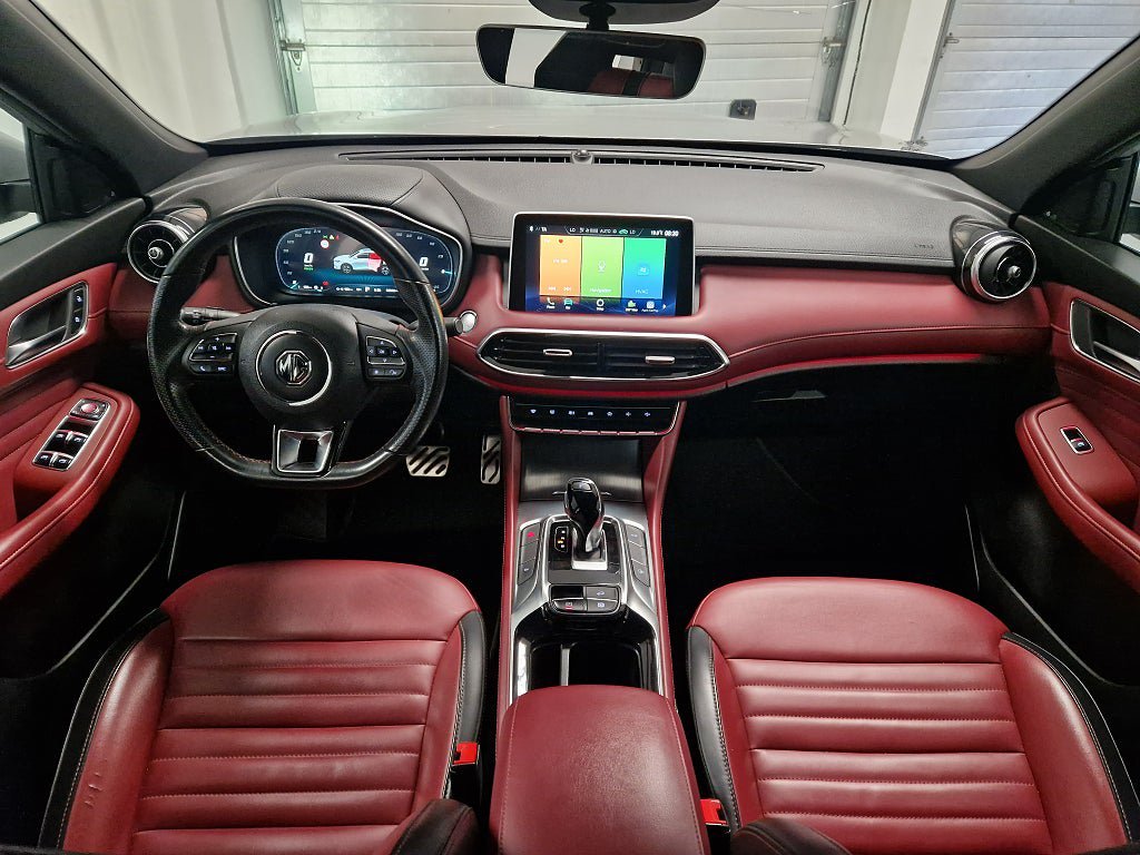 Vehicle Image 10