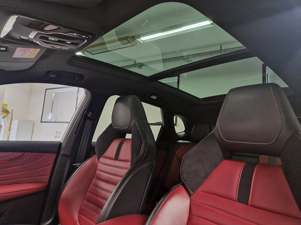 Vehicle Image 14