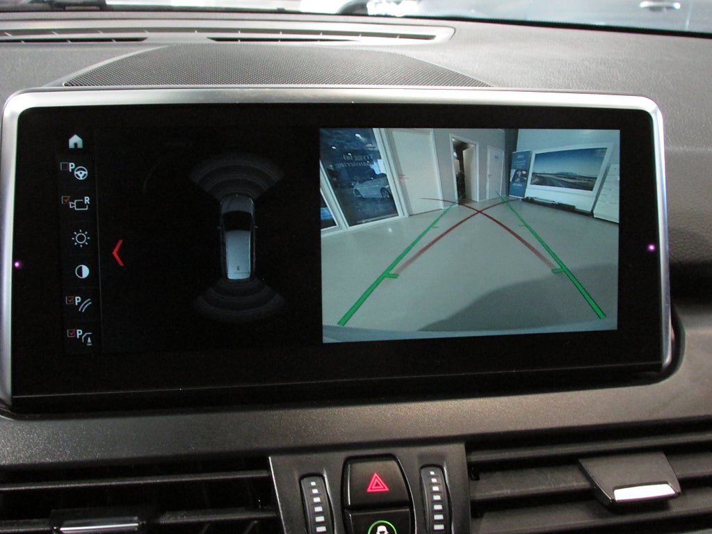 Vehicle Image 19