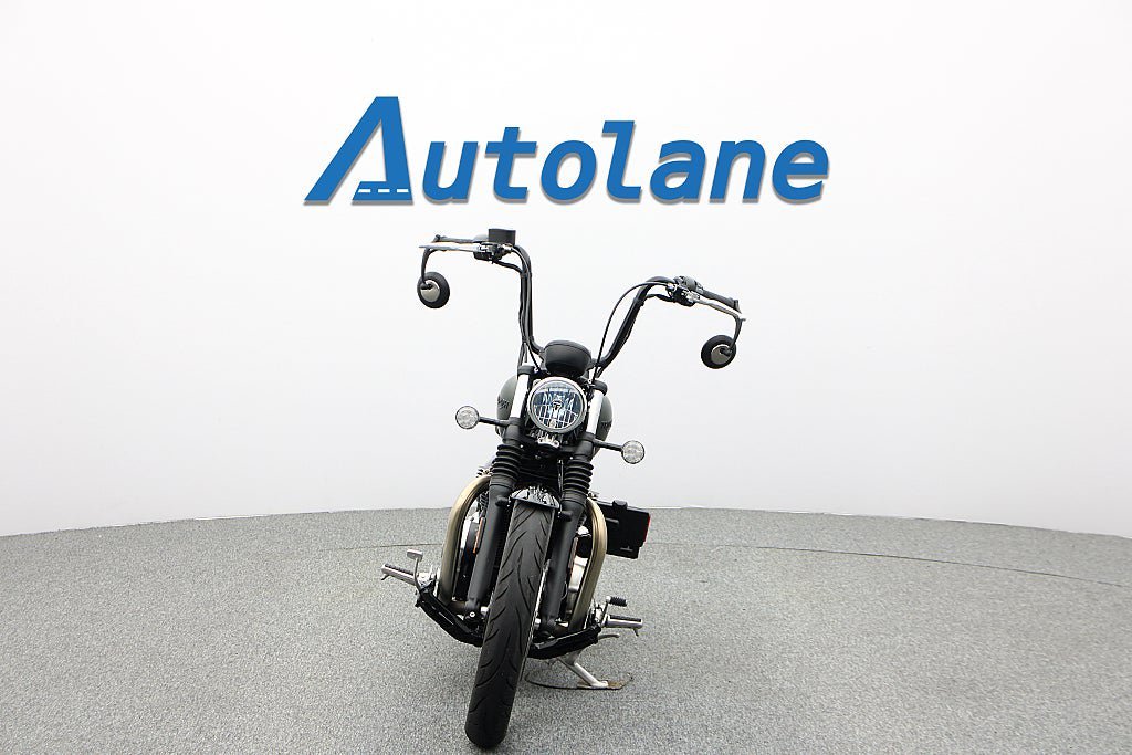 Vehicle Image 7