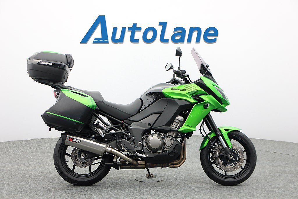 Vehicle Image 6