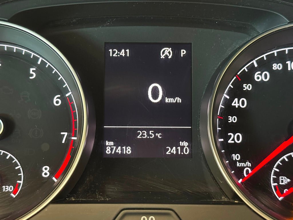 Vehicle Image 14